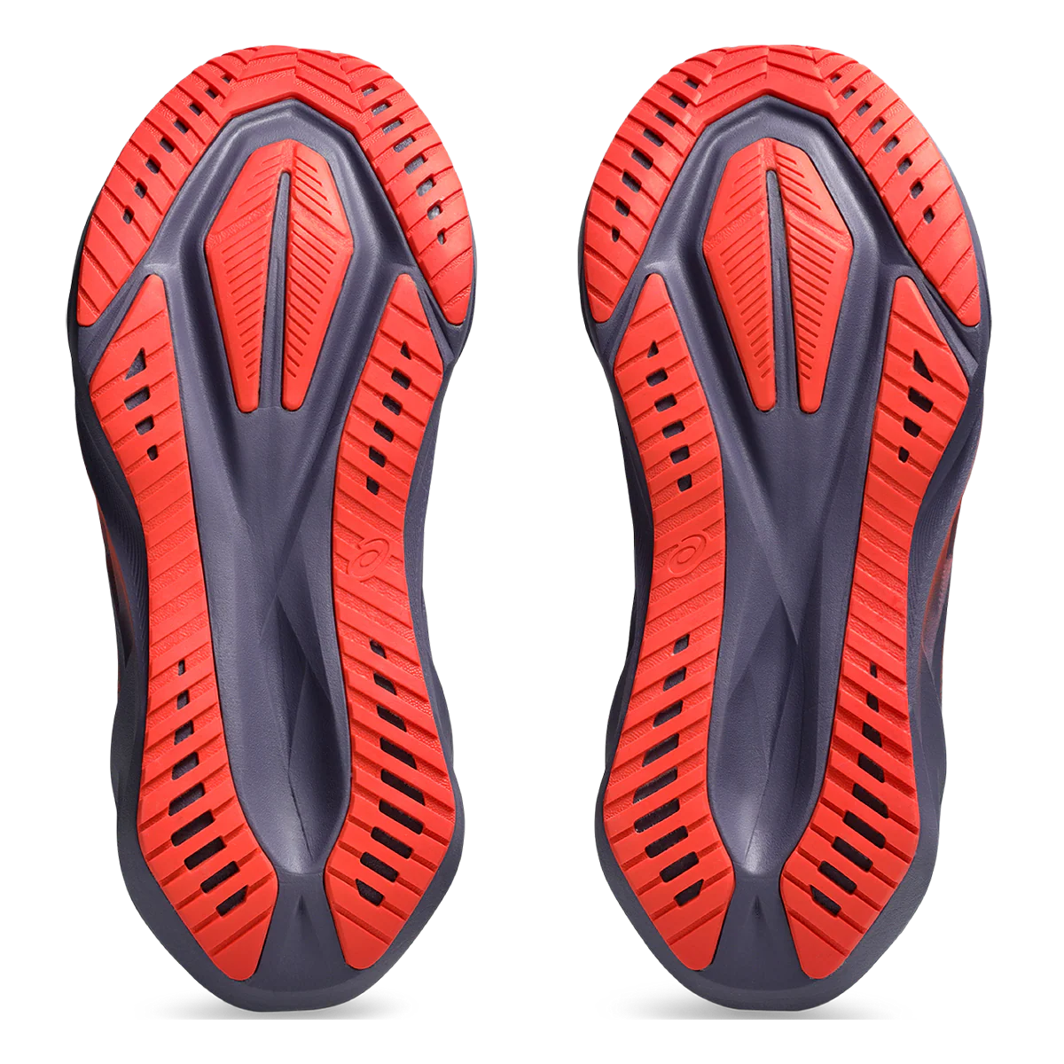 Asics Novablast 5 - Image 32