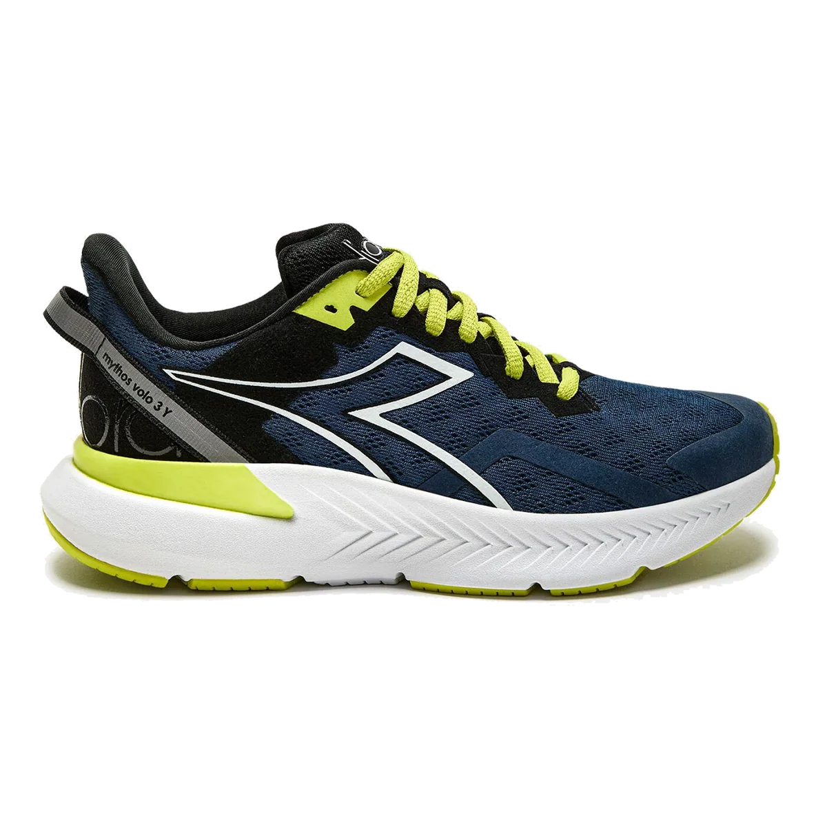 Diadora Mythos Volo 3 - Image 4