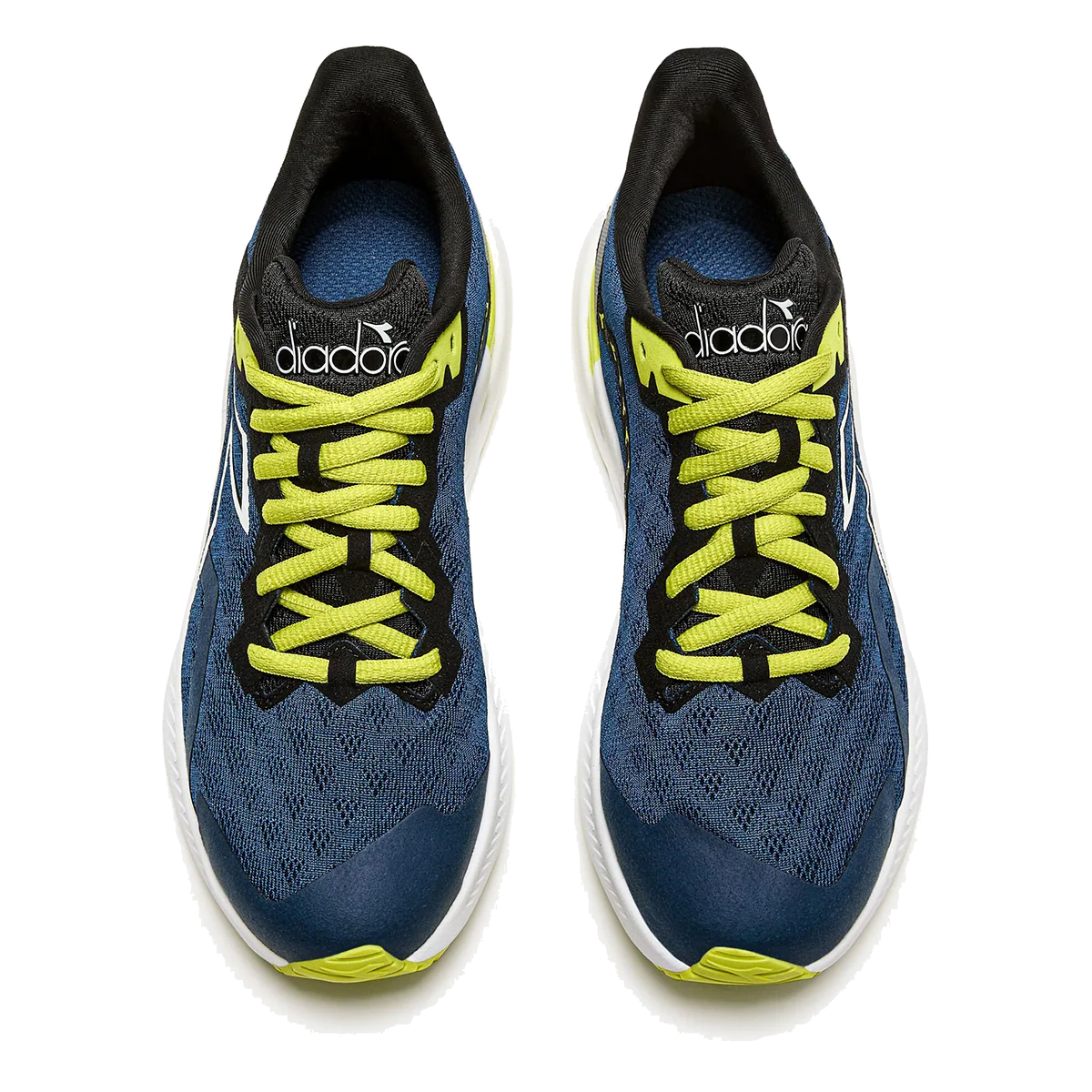 Diadora Mythos Volo 3 - Image 5