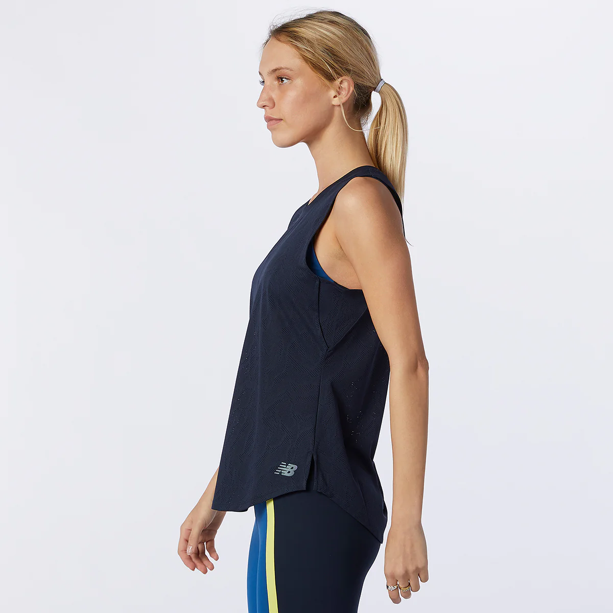 New Balance Q Speed Fuel Jacquard Tank - Image 10