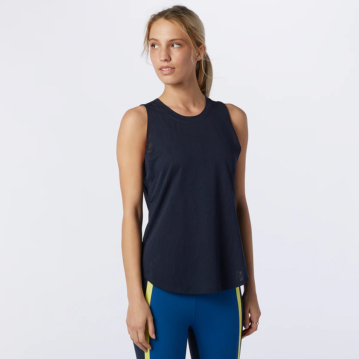 New Balance Q Speed Fuel Jacquard Tank - Image 9