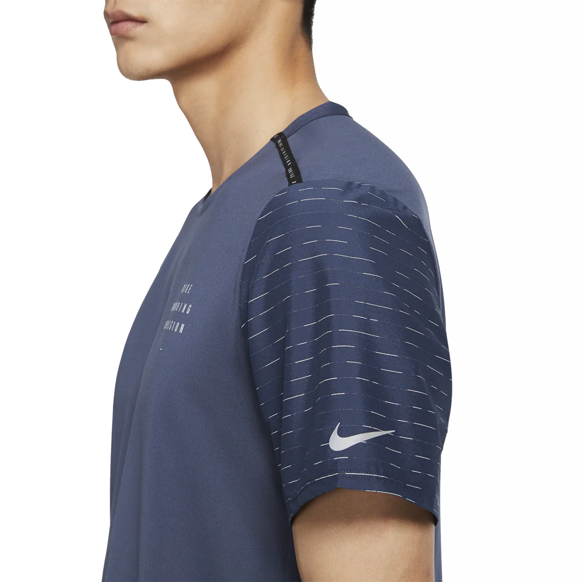 Nike Dri-FIT Rise 365 Run Shortsleeve - Image 4