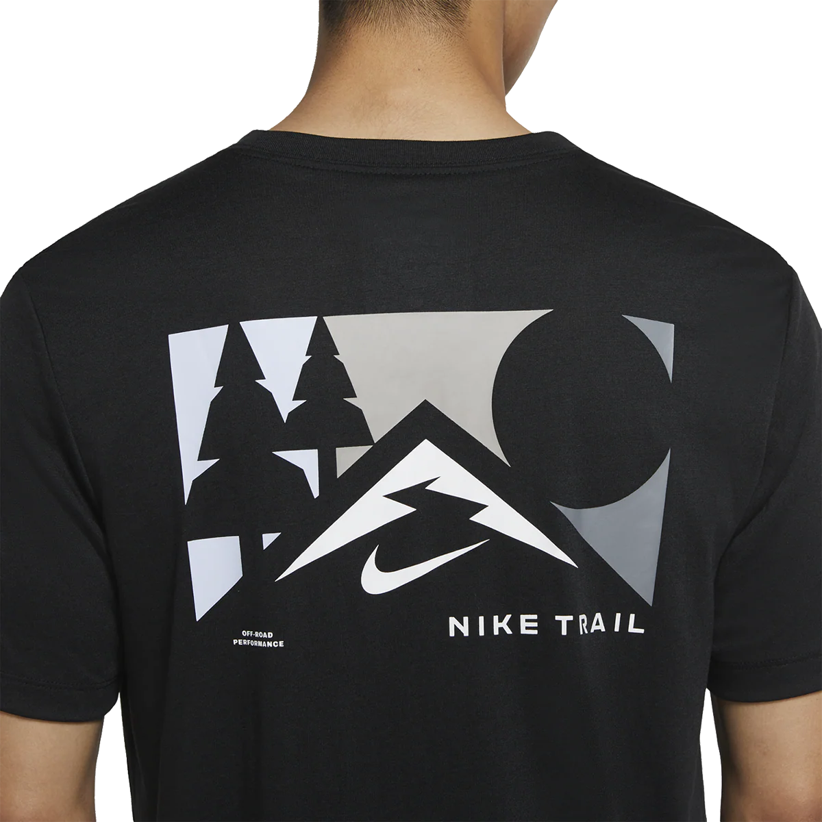 Nike Dri-Fit Trail Shortsleeve - Image 3