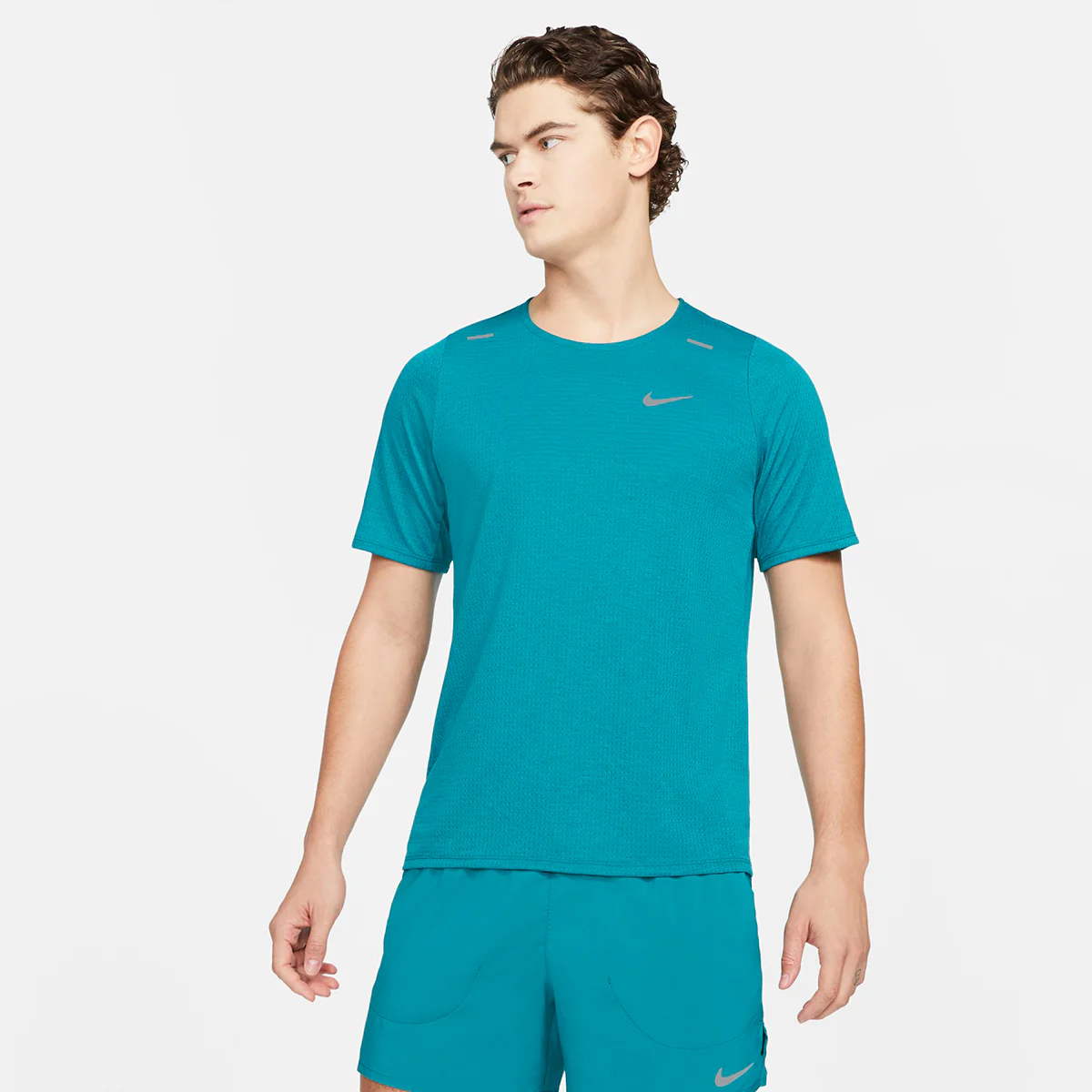 Nike Rise 365 Shortsleeve - Image 10