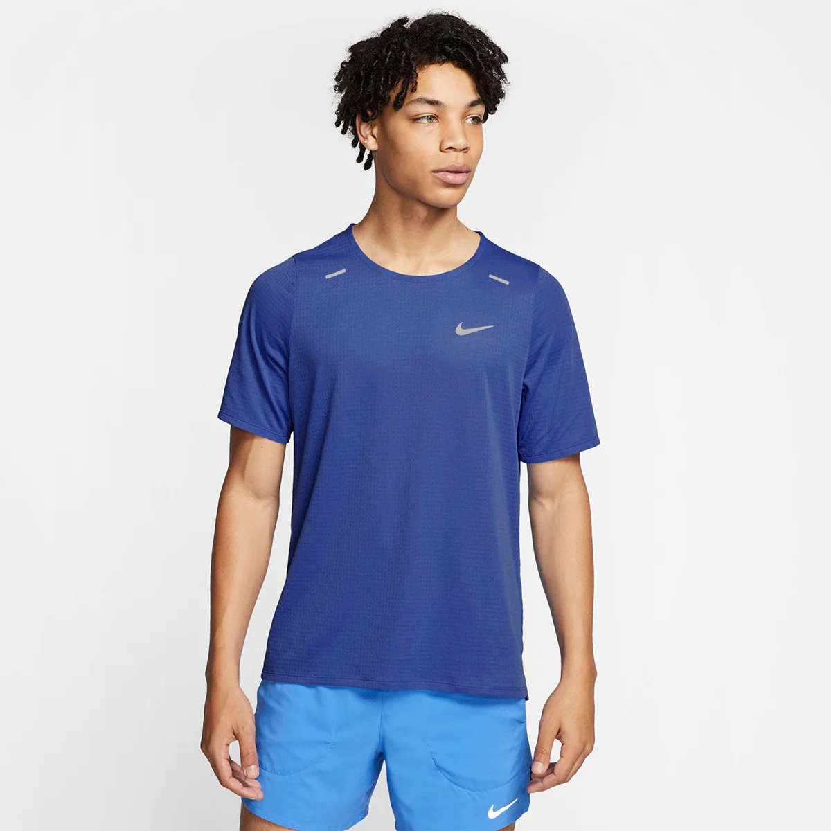 Nike Rise 365 Shortsleeve - Image 2
