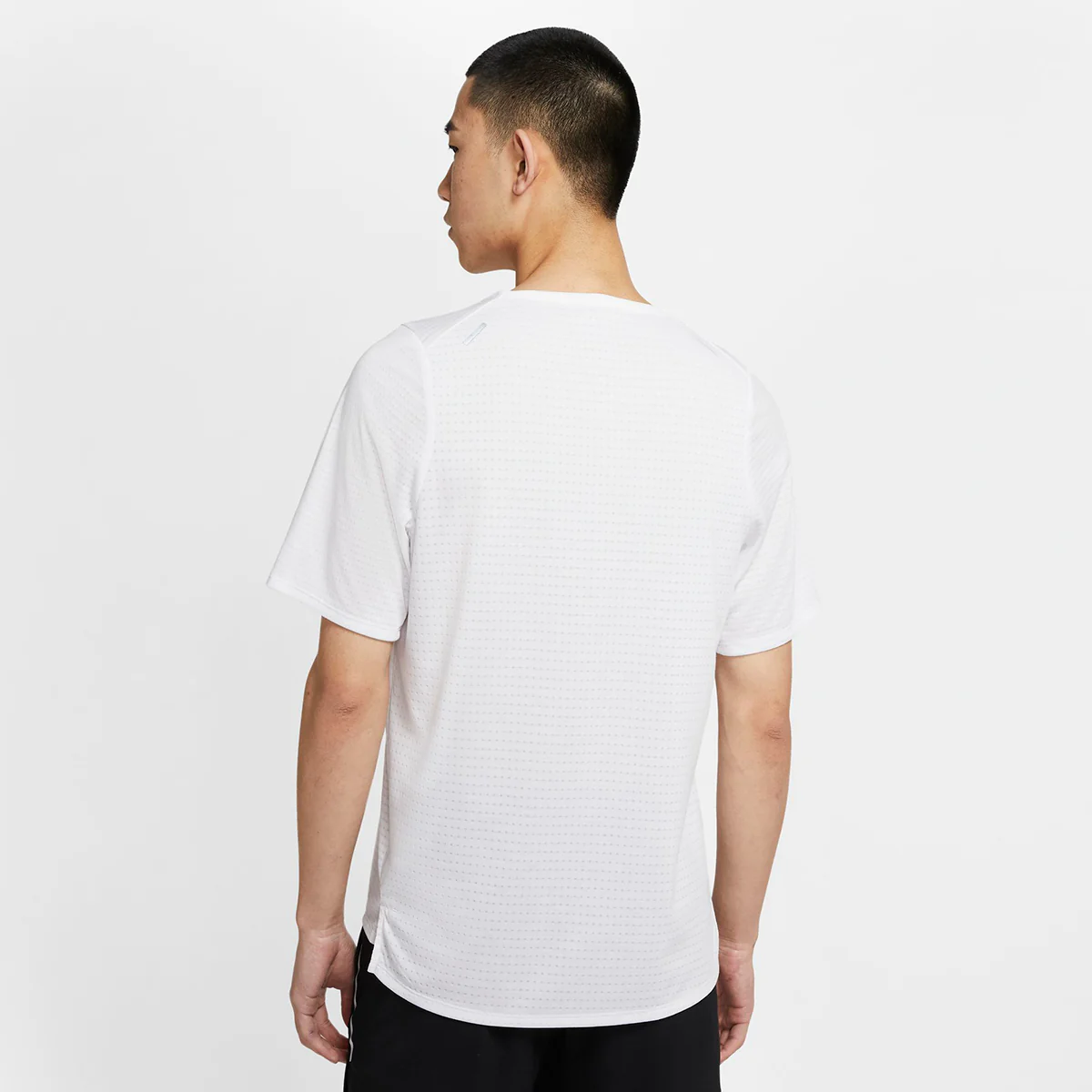 Nike Rise 365 Shortsleeve - Image 29