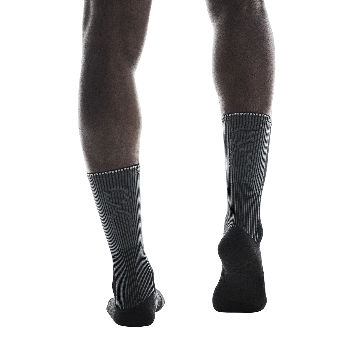 ON Performance Run Sock High - Image 17