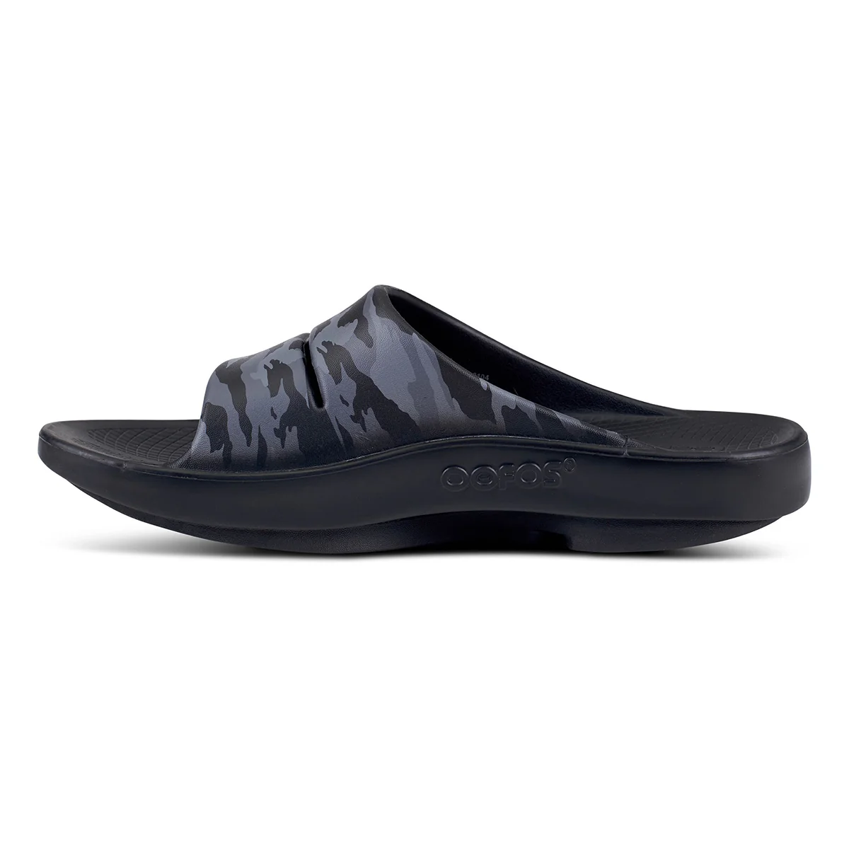 Oofos OOahh Sport Slide - Image 18