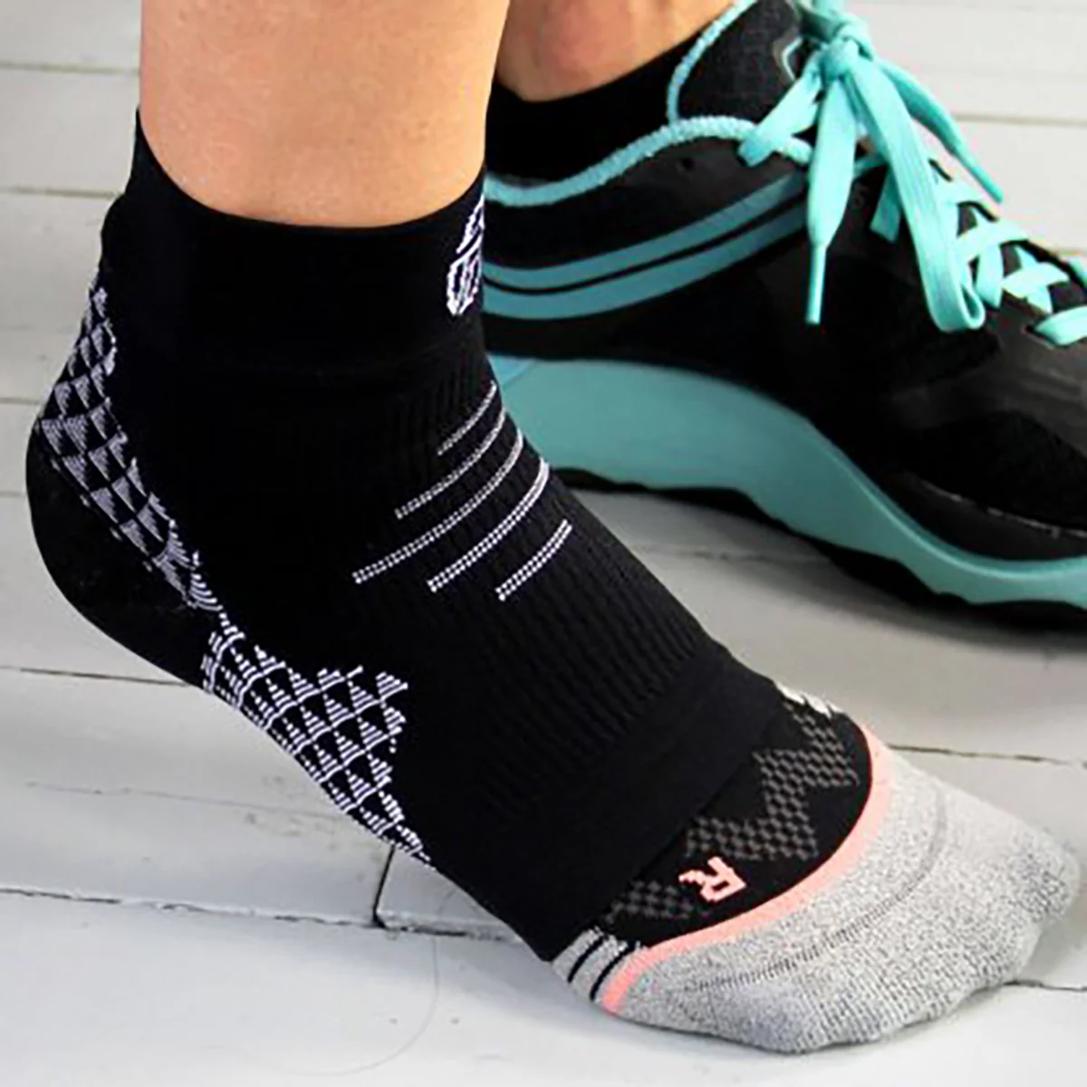 Pro-Tec Plantar Fasciitis Foot Sleeve - Image 3